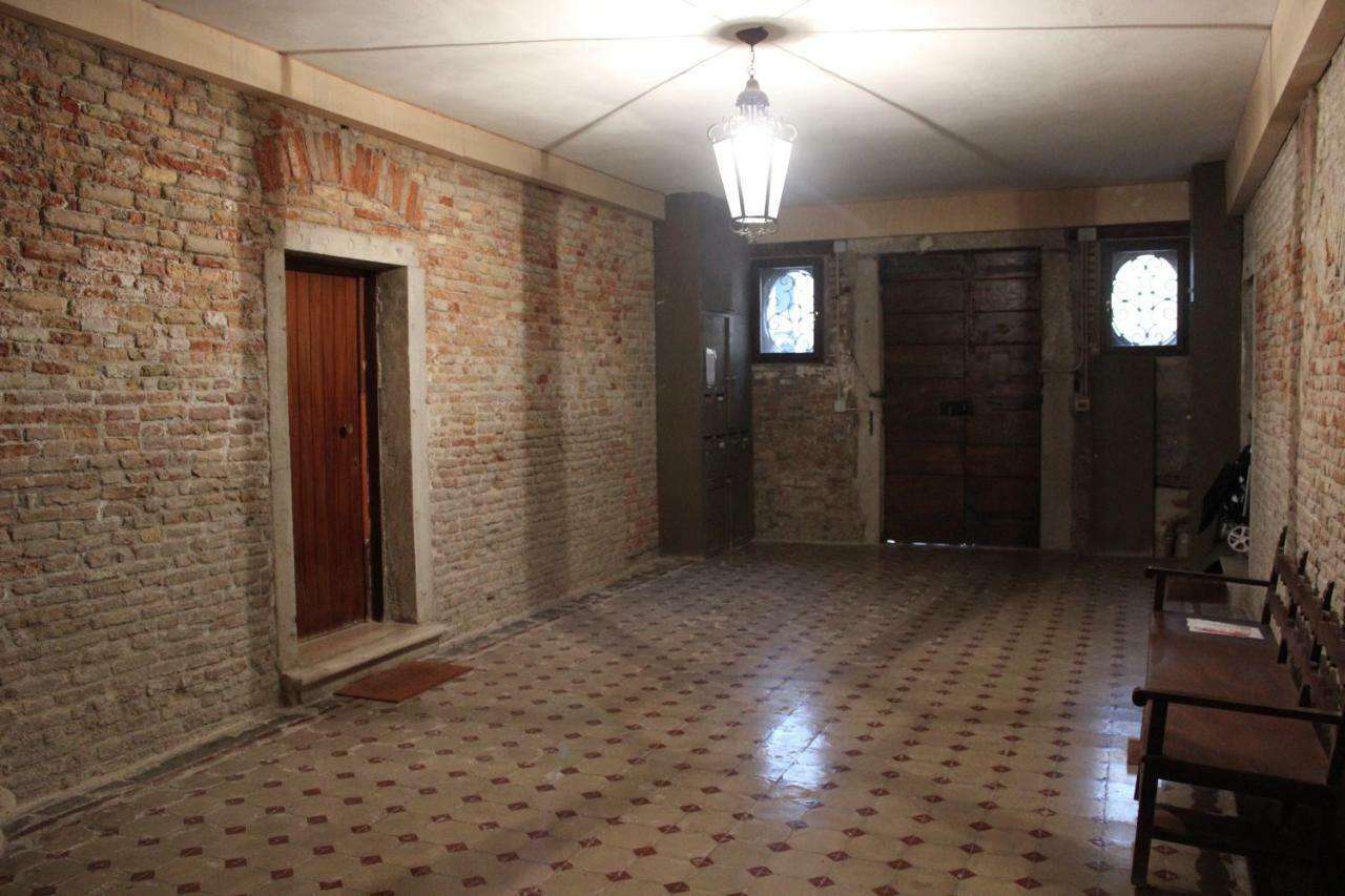 Sant'Agostin Apartment ヴェネツィア エクステリア 写真